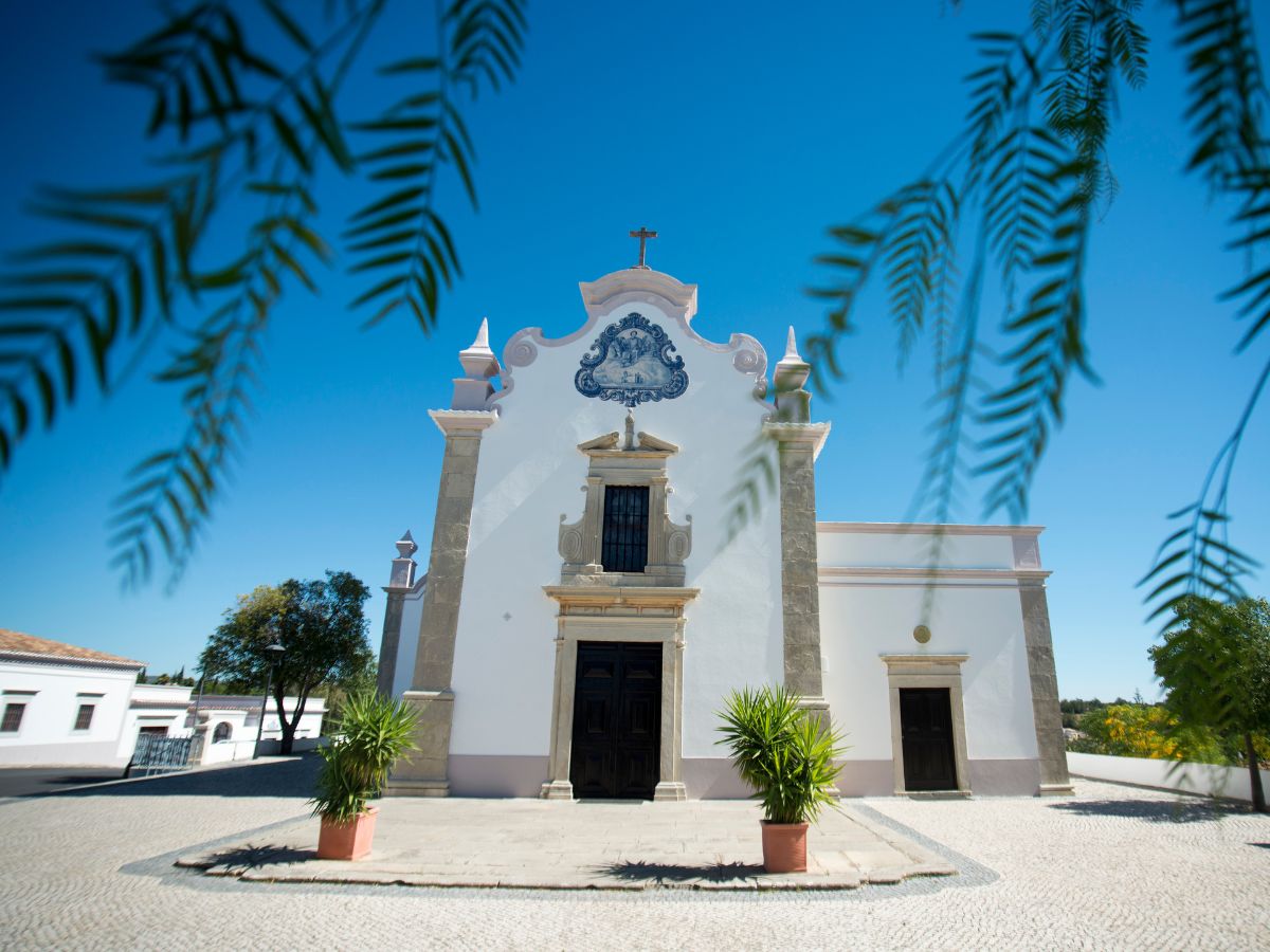 The Church of São Lourenço
