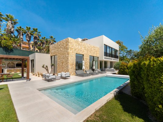 Villa Amira
