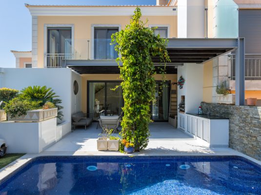 Villa Izzy